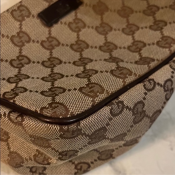 Gucci Brown and Tan Shoulder Bag - Picture 10 of 15